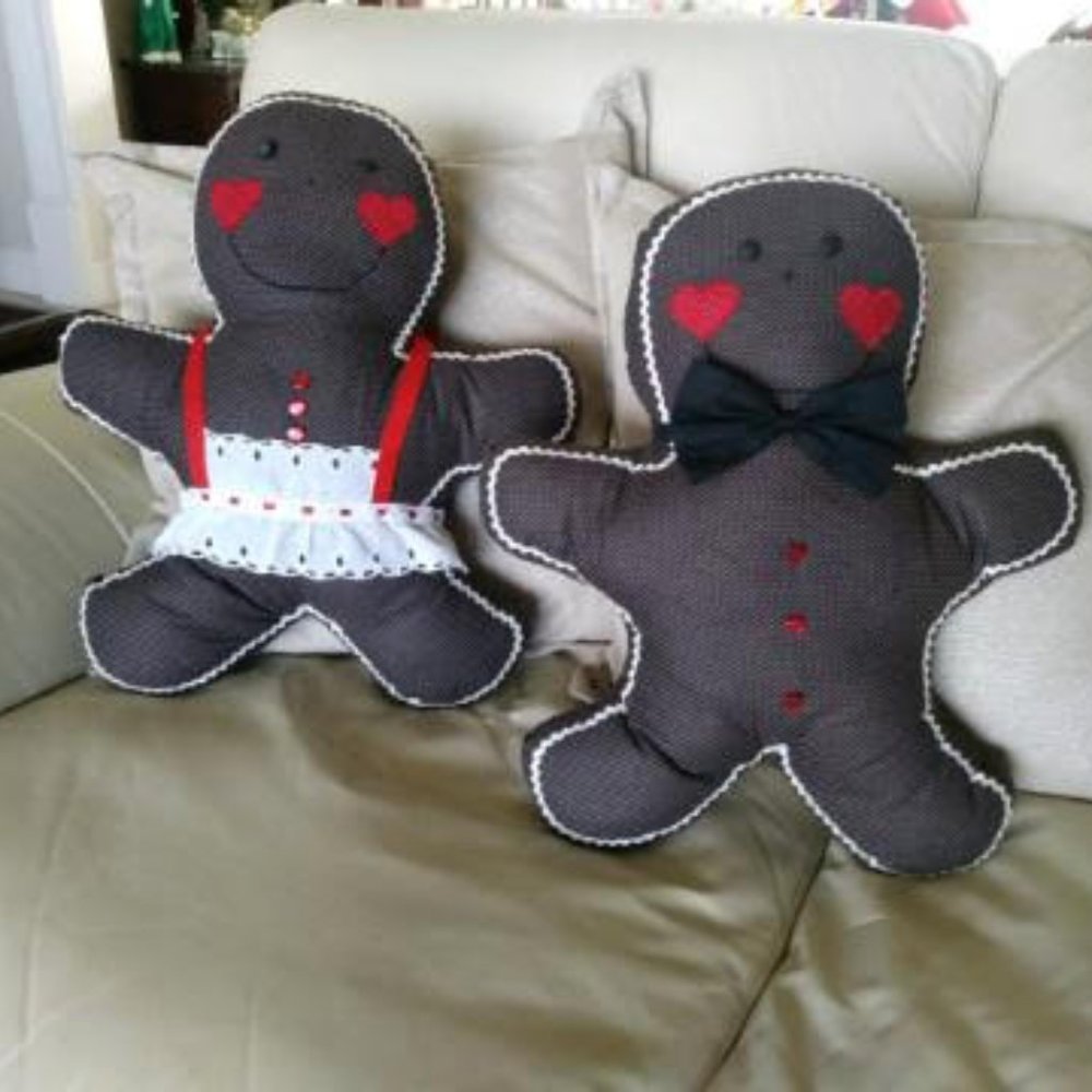 VINTAGE - Gingerbread Boy & Girl Stuffed Fig…